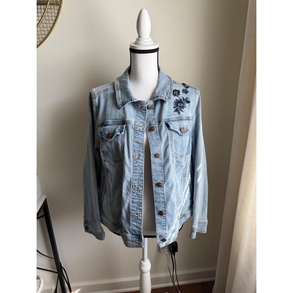 Ava & Viv Womens Floral Embroidered Denim Jacket Light Wash Blue Size X Trucker